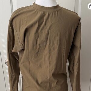 Dri Duke Army  Tan Long Sleeve Men's Shirt size Medium Used
